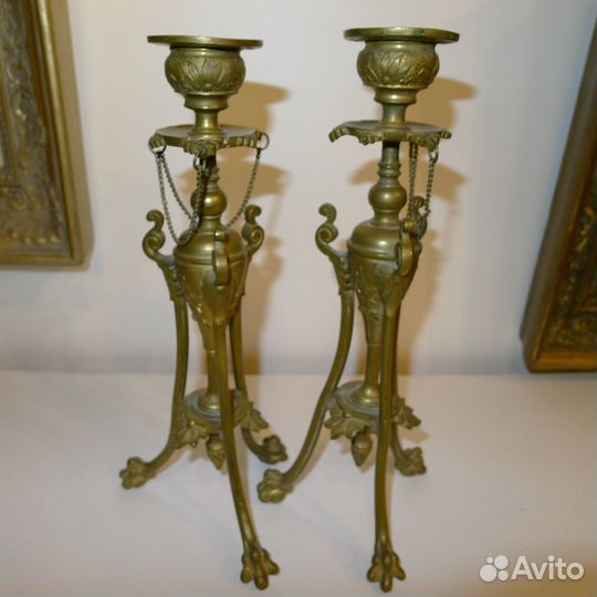 Пара бронзовых подсвечников 19 в