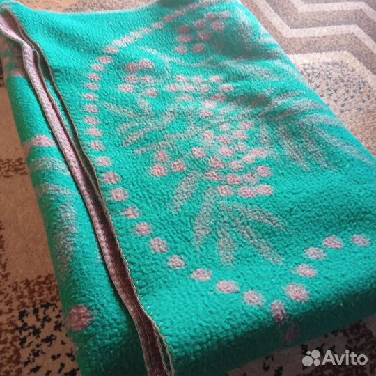 Одеяло шерстяное, верблюжье