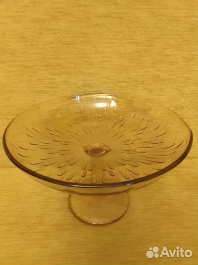 Блюдо салатник розовое стекло СССР Неман