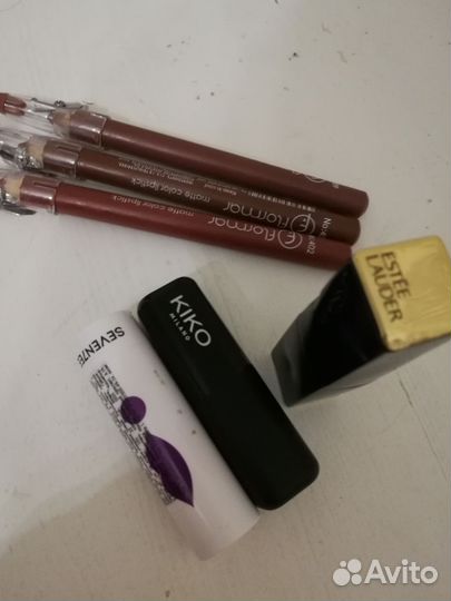 Помада Kiko EL Seven7een,карандаши для губ