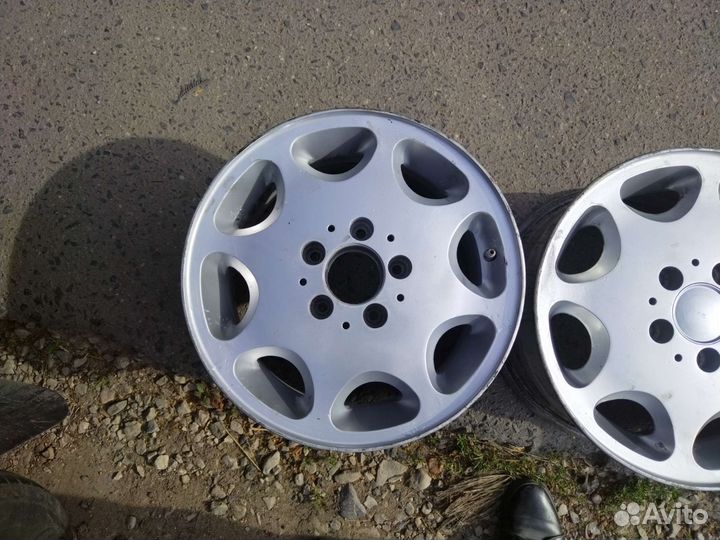 Продаю Литые диски r15
