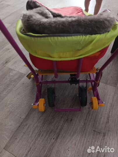 Детские санки на колесах