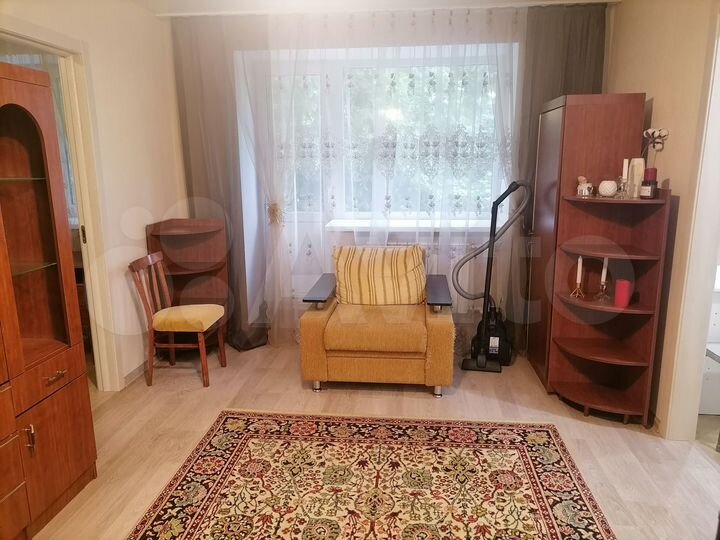 2-к. квартира, 43 м², 3/5 эт.