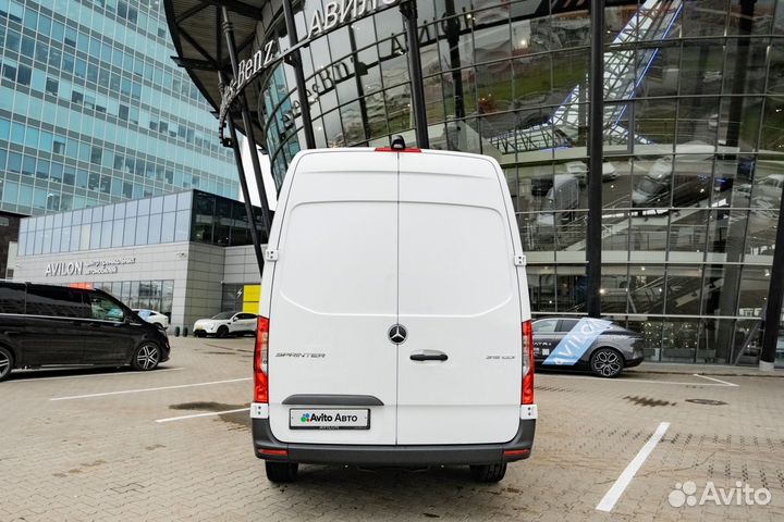 Mercedes-Benz Sprinter цельнометаллический, 2023