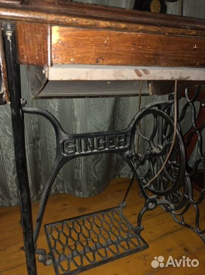 Швейная машина зингер