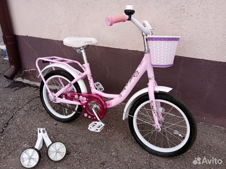 Велосипед для девочки, 16 радиус