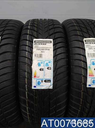 Bridgestone Blizzak LM-001 205/60 R16 98V