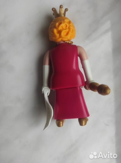 Принцесса с платочком