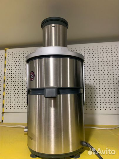 Соковыжималка RJ-M908