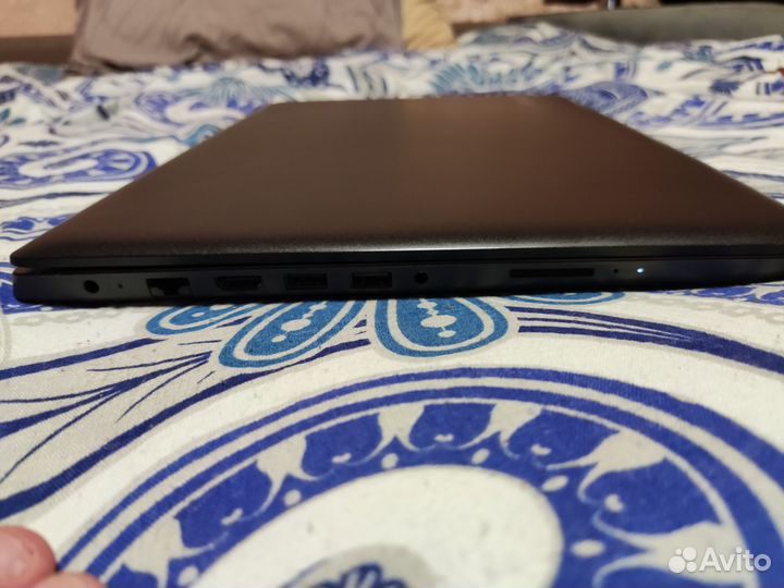Ноутбук lenovo