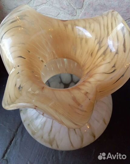 Вазы, стаканы, салатники