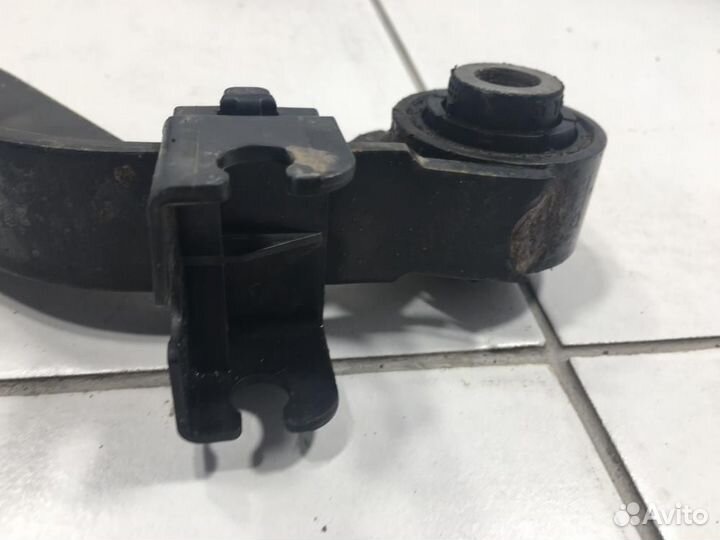 Рычаг задний поперечный Volkswagen Tiguan 5N1 2007