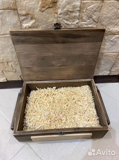 Коробка подарочная деревянная