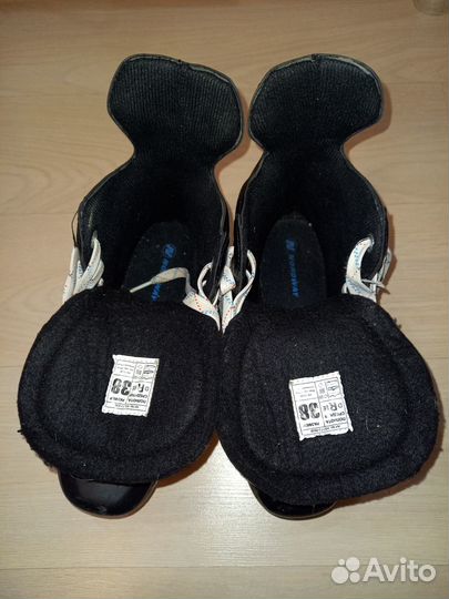 Хоккейные коньки детские