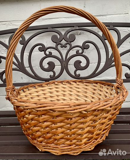 Корзина плетеная круглая большая