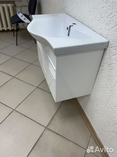 Тумба с раковиной подвесная
