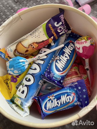 Букет из игрушек в воздушном шаре