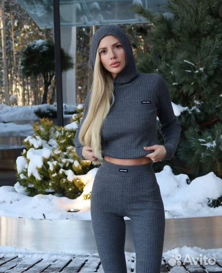 Вязанный костюм Miu miu