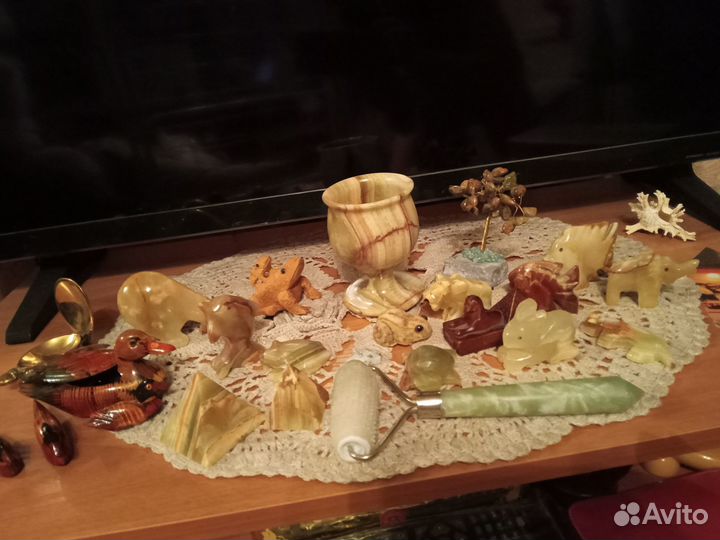 Фигурки из оникса