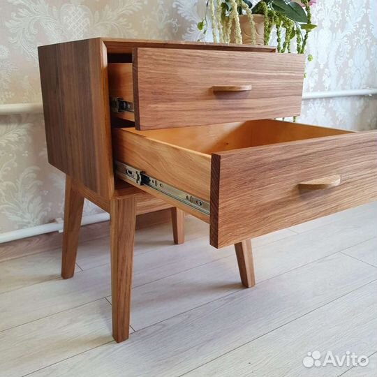 Тумбочка прикроватная из массива, скандинавский ст