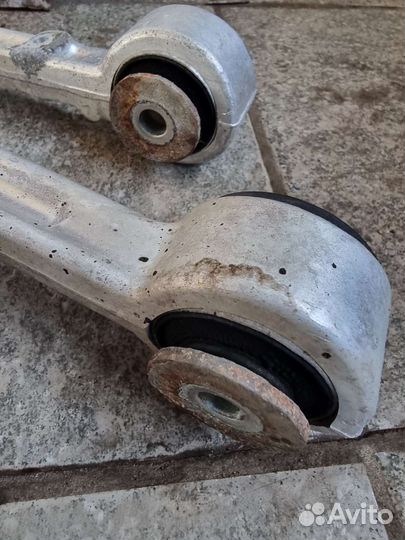 Верхние передние рычаги w164