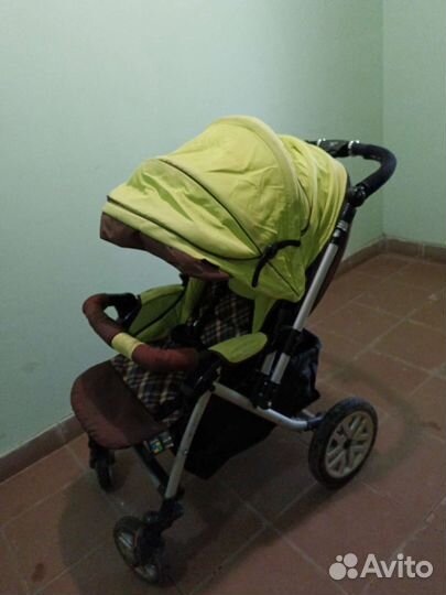 Прогулочная коляска capella