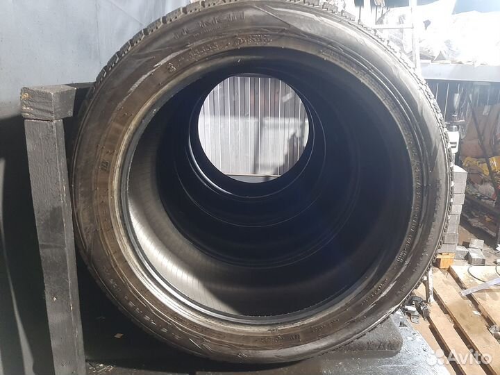 Nokian Tyres Hakkapeliitta R2 SUV 275/45 R20 110R