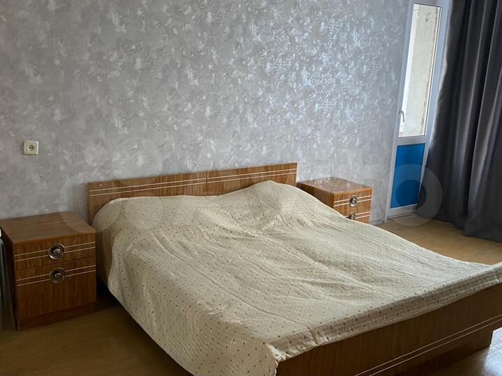 3-к. квартира, 65 м², 2/5 эт.