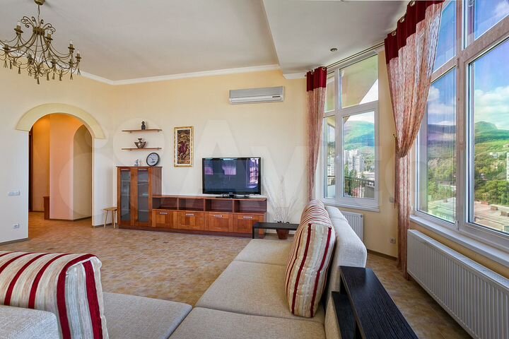 3-к. квартира, 167,6 м², 9/11 эт.