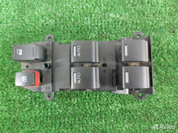 Блок управления стеклоподъемниками Honda CR-V 3