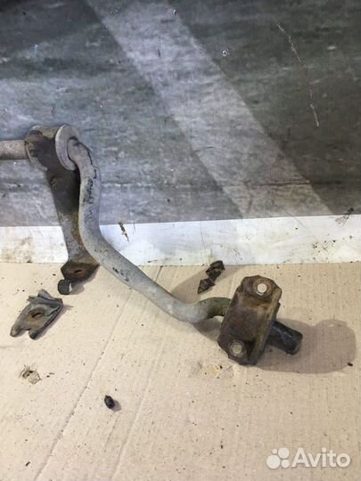 Передний стабилизатор в сборе Mercedes-Benz W202