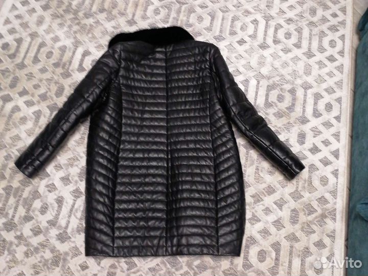 Женский кожаный пуховик