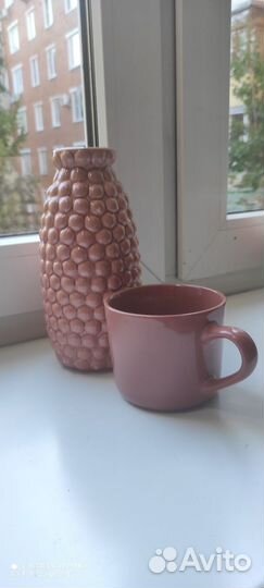 Ваза с чашкой