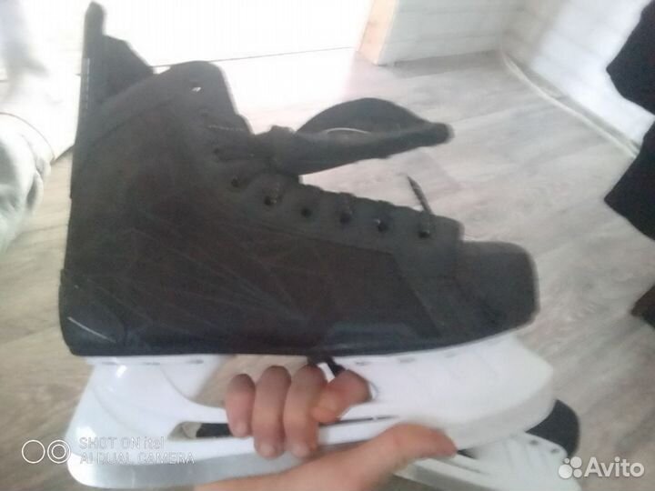 Коньки хоккейные 42 размер лыжные ботинки 38 44