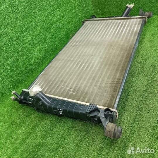 Радиатор основной Ford Focus 2 2007 10-25182-SX