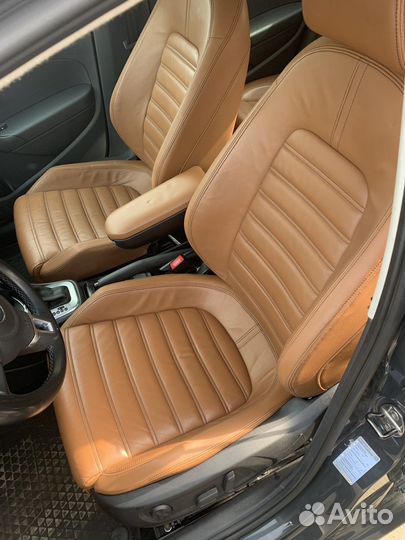 Volkswagen Polo 1.6 AT, 2011, 61 000 км