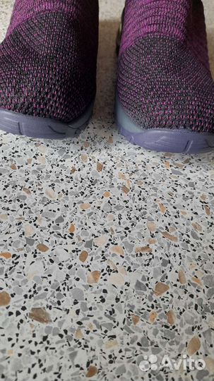 Кроссовки женские новые 36 размер