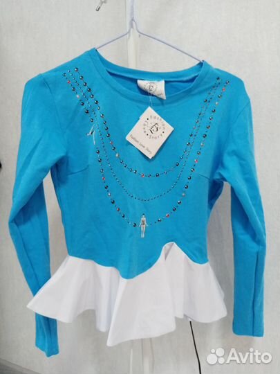 Кофточка с баской. Новая. Размер 42