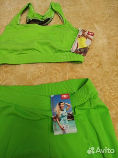 Спортивный костюм женский 44 новый