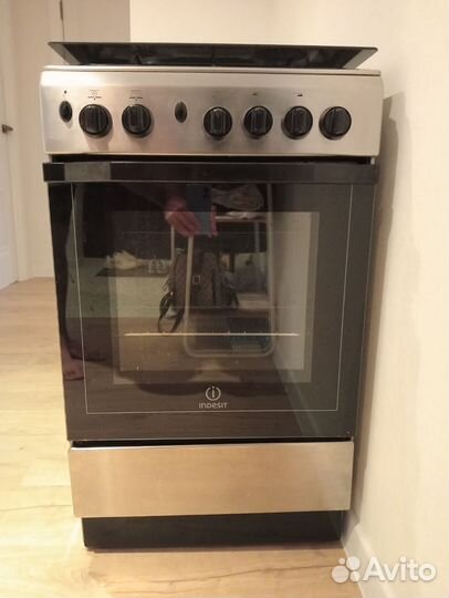 Газовая плита Indesit