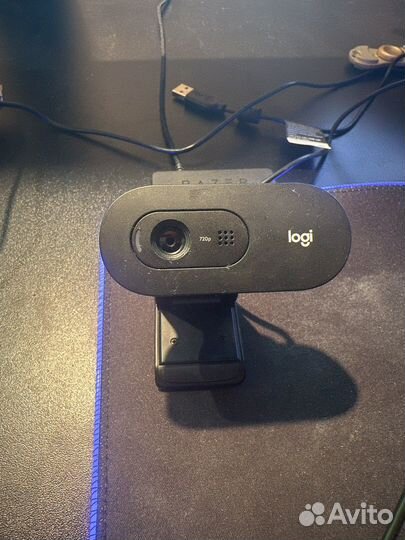 Веб камера Logitech c270