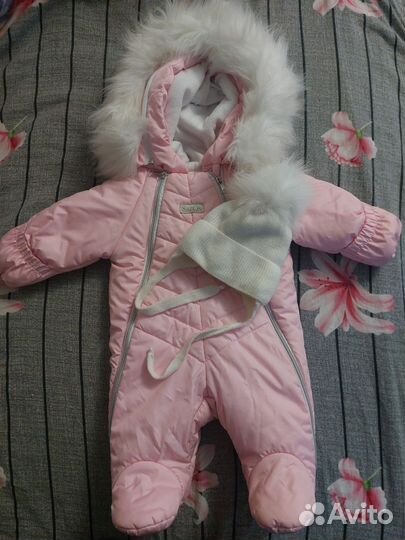 Зимний комбинезон и шапка