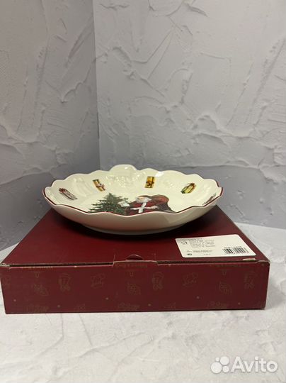 Новогодняя тарелка Toy's Fantasy Villeroy & Boch