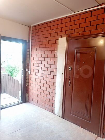 Дом 247 м² на участке 5,5 сот.