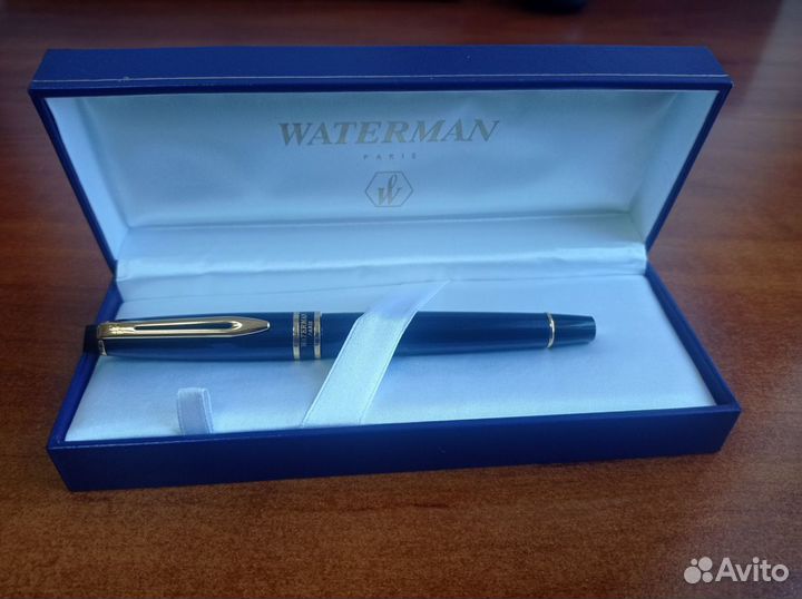 Перьевая ручка Waterman