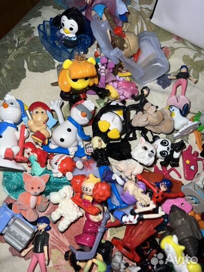 Игрушки из киндер сюрпризов пакетом