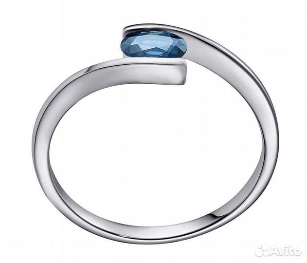 Кольцо из белого золота с сапфиром adamas