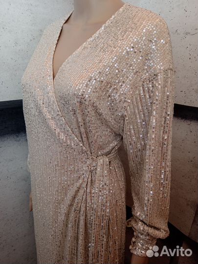Платье на запах с пайетками вечернее новое 42-44 р