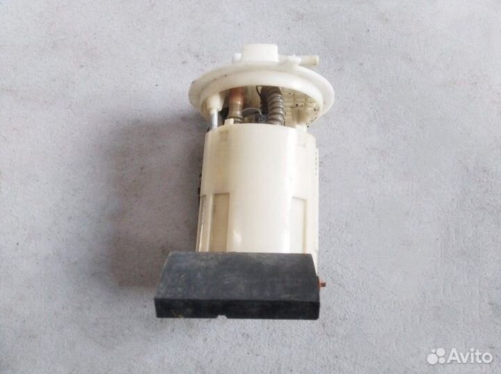 Топливный насос LADA Priora хетчбек 2009