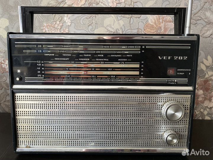 Транзистерный радиоприемник